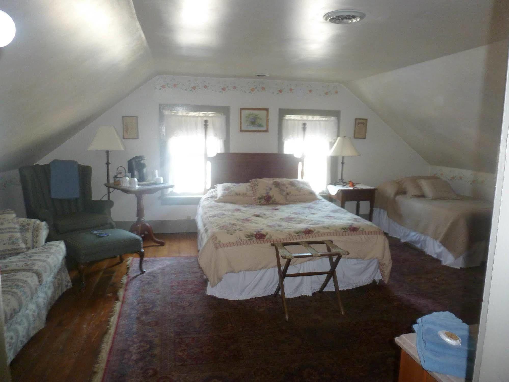 Hotel Lilly Pad à Cedarburg Extérieur photo