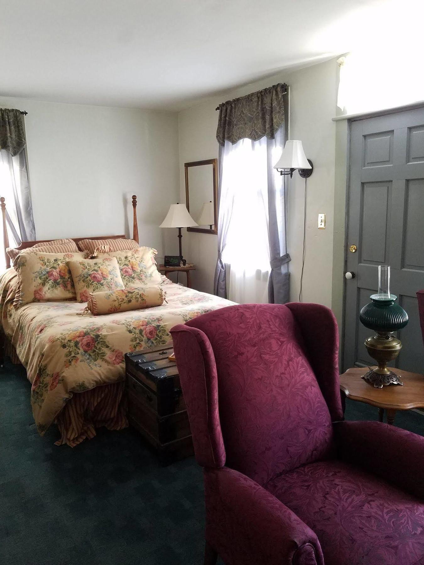 Hotel Lilly Pad à Cedarburg Extérieur photo