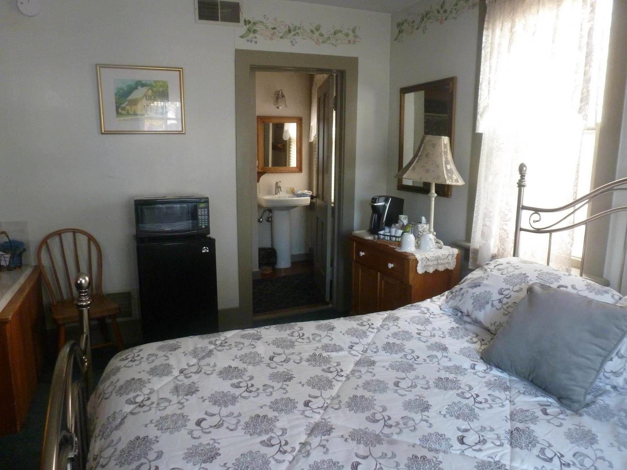 Hotel Lilly Pad à Cedarburg Extérieur photo